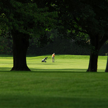 Beating the Heat in Golf with Style